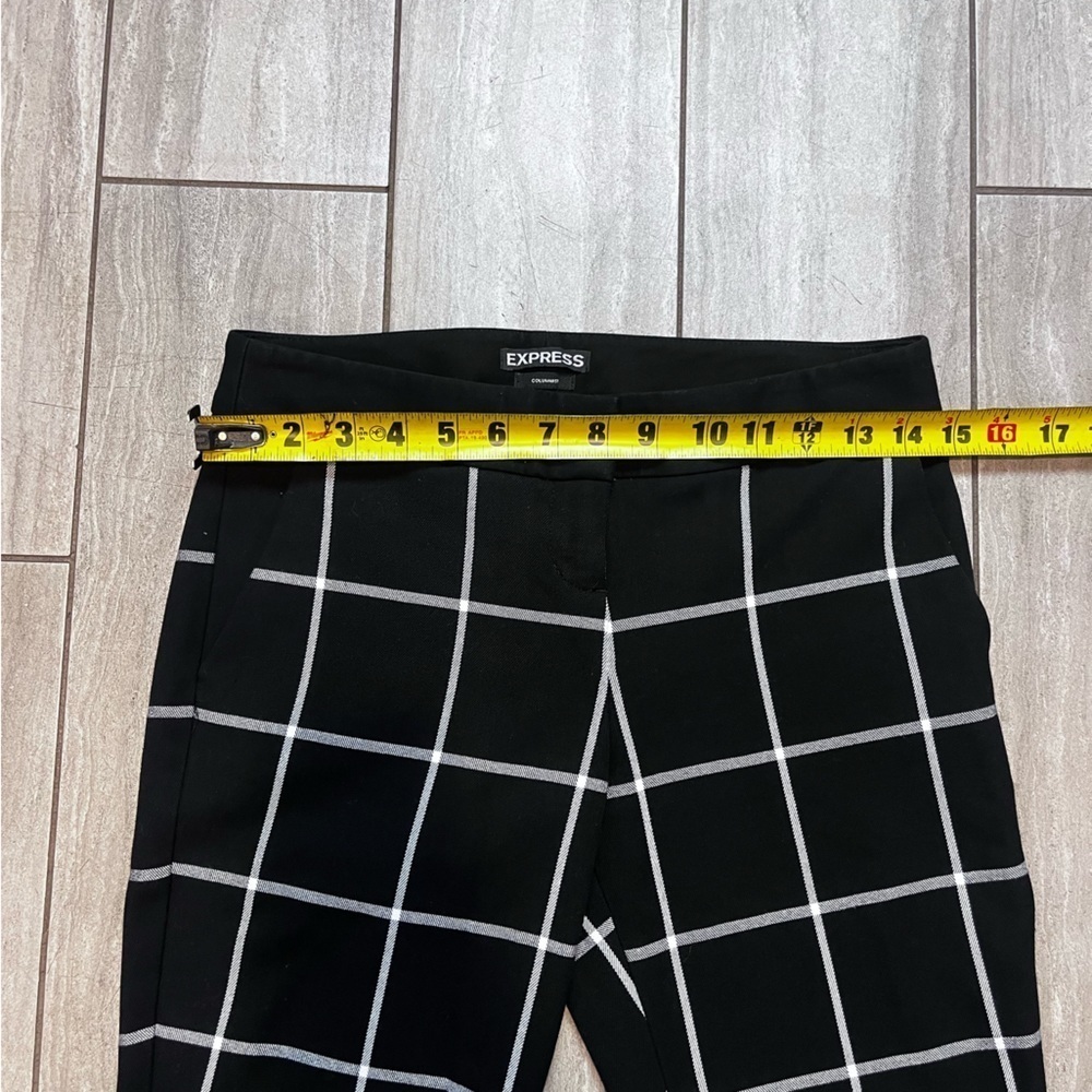 Express Columnist Dress Pants Size 00R Black Plaid Tapered Leg - Picture 3 of 6